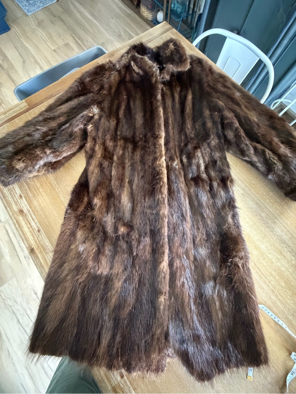 Vintage 1950s Grossman’s Muskegon Muskrat Fur Coat – Women’s Medium/Large